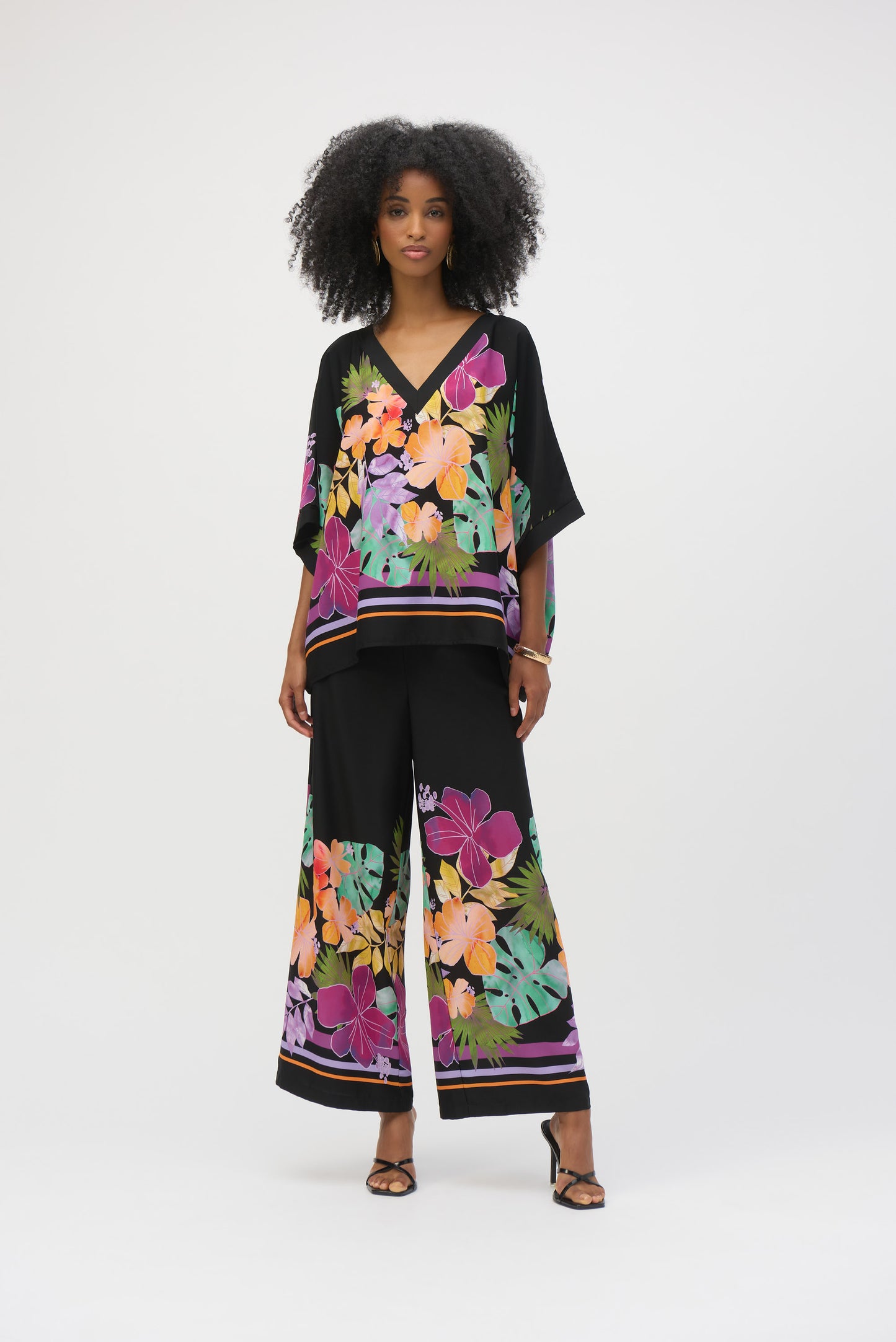 Blusa boxy con estampado floral 252218