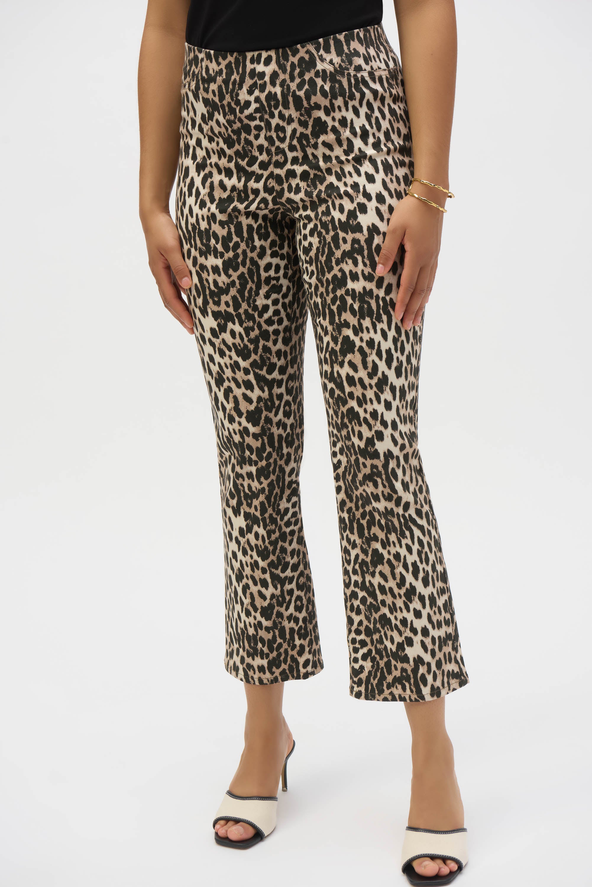 Jeans rectos con estampado de leopardo 252907