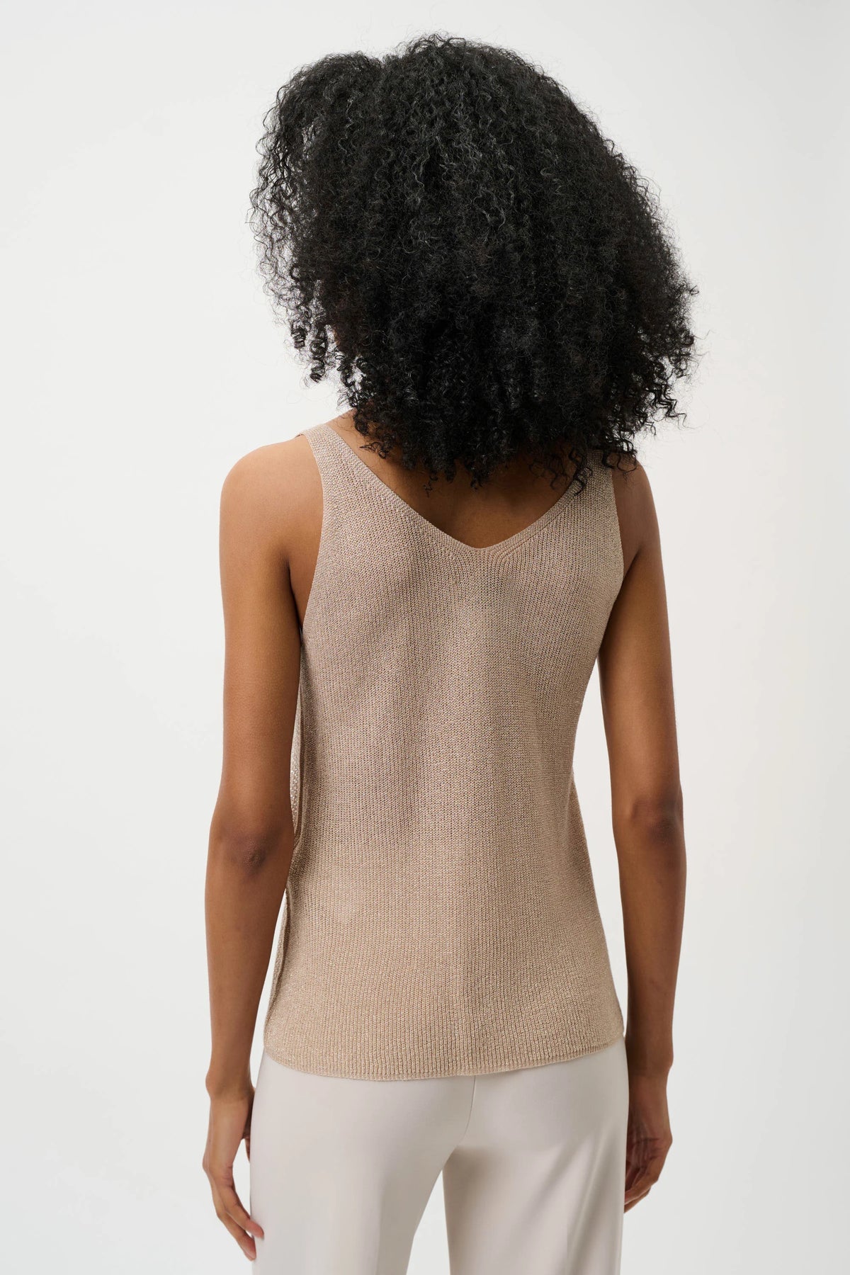 Blusa sin mangas metalizada con pedrería beige champagne 252915