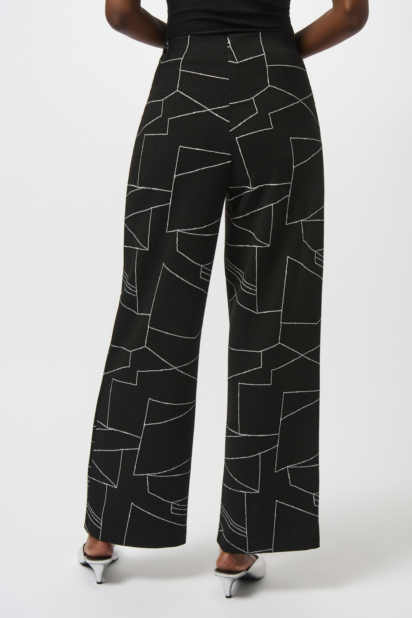 Pantalón de pierna ancha con estampado abstracto negro 253080