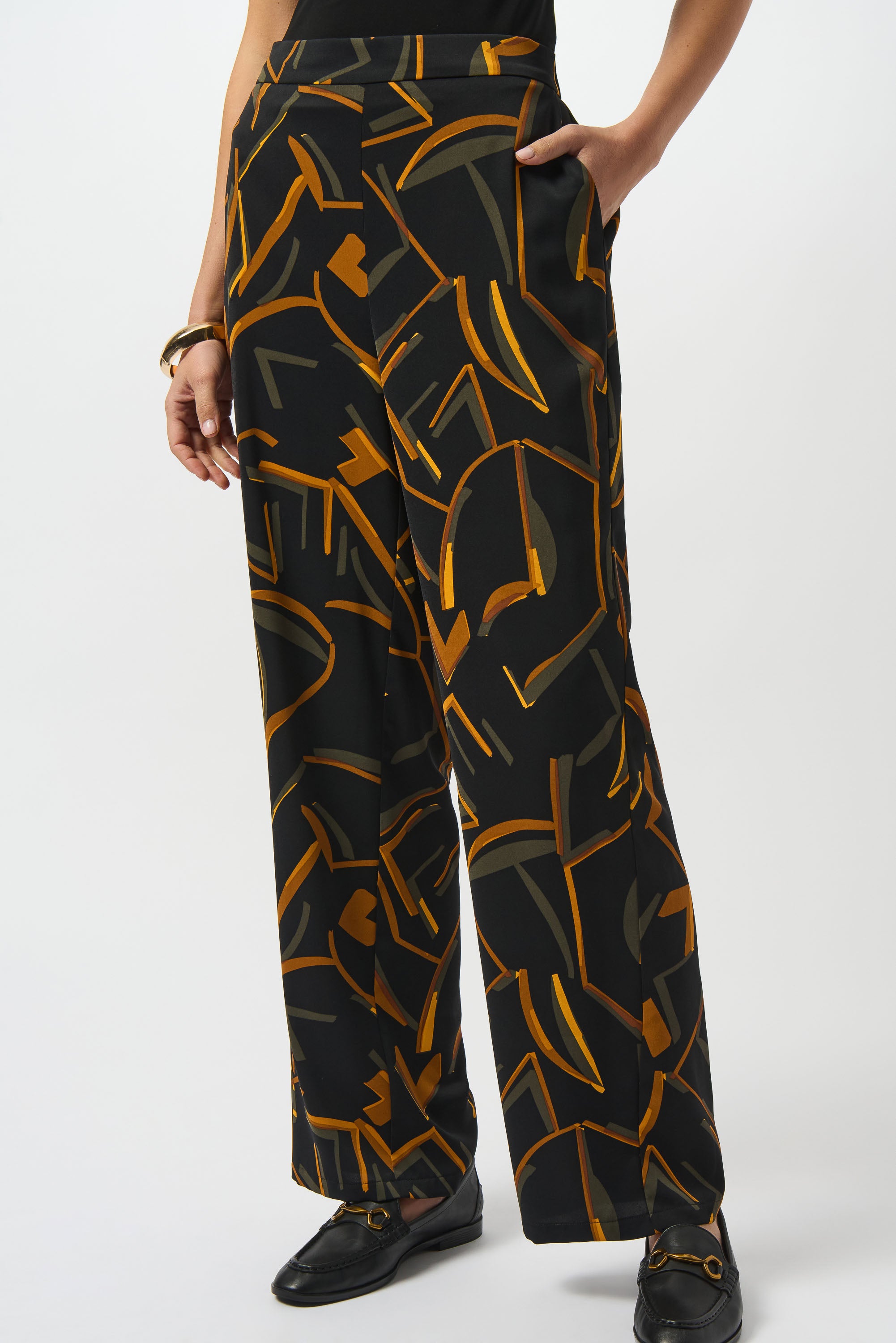 Pantalón de pierna ancha con estampado negro multicolor 253239
