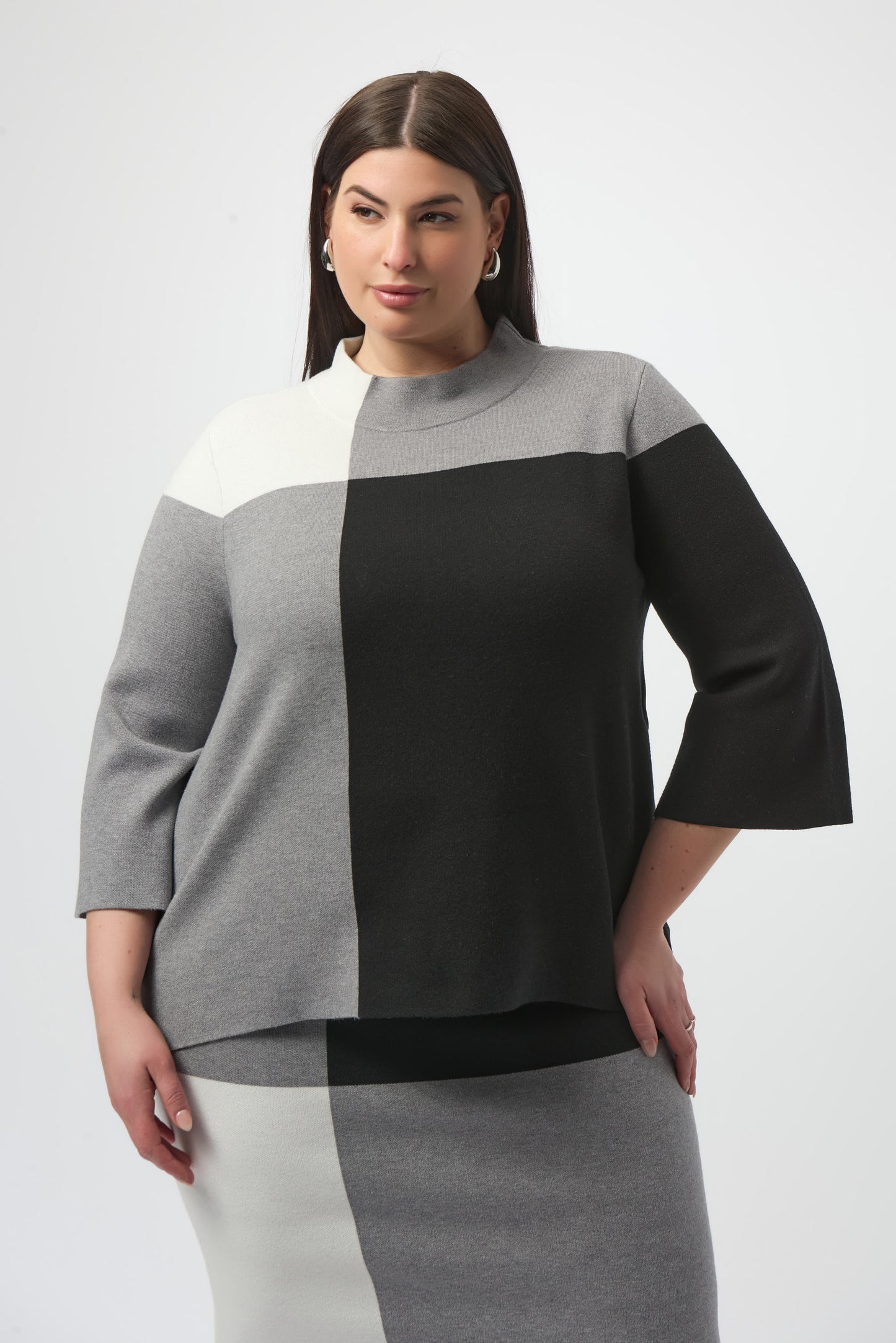 Jersey con bloques de color gris y negro 253907
