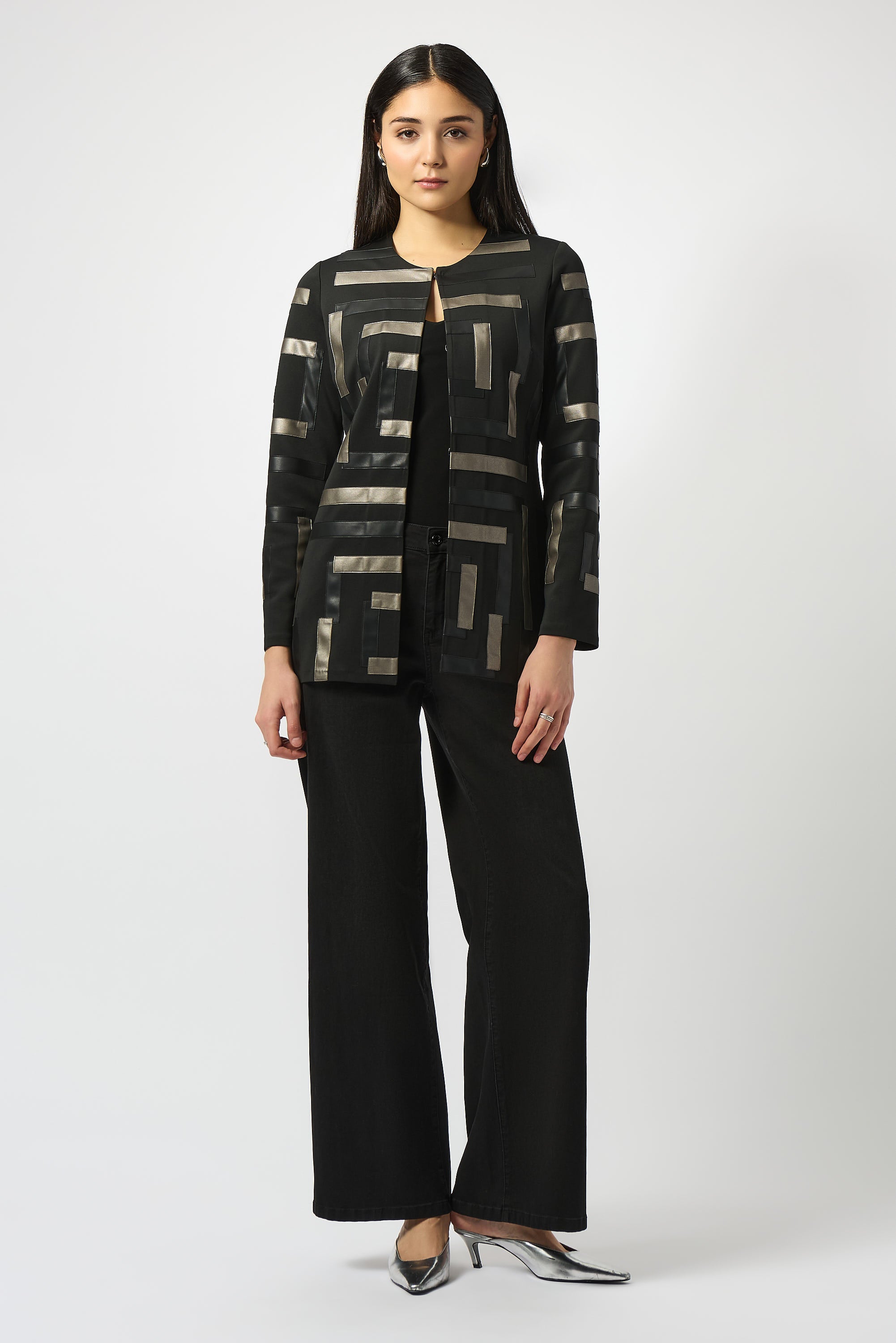 Chaqueta sin cuello con polipiel negro 253929