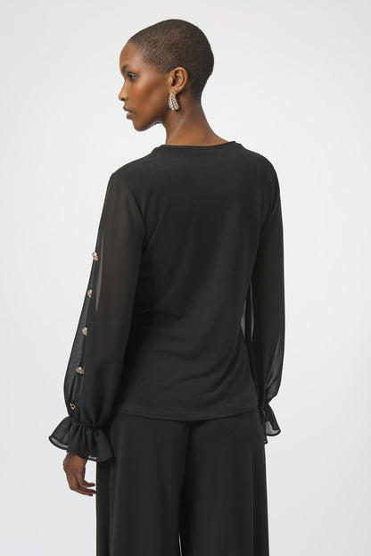 Blusa ajustada con mangas de gasa negro 254093