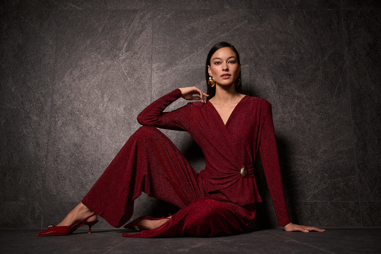 Palazzo de pierna ancha con efecto metálico rojo cereza 254123