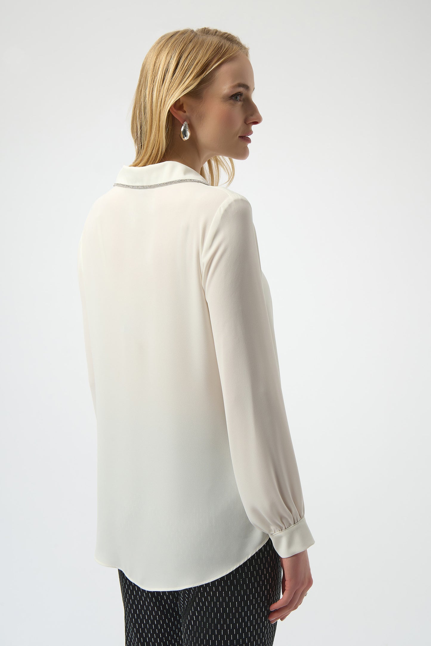 Blusa acampanada de gasa con diseño a capas blanco invierno 254141