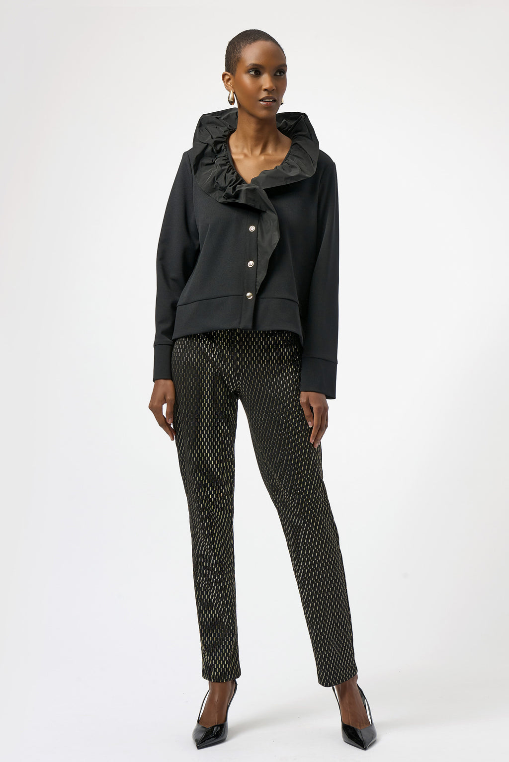 Pantalón de punto grueso ajustado con efecto metalizado negro y dorado 254143
