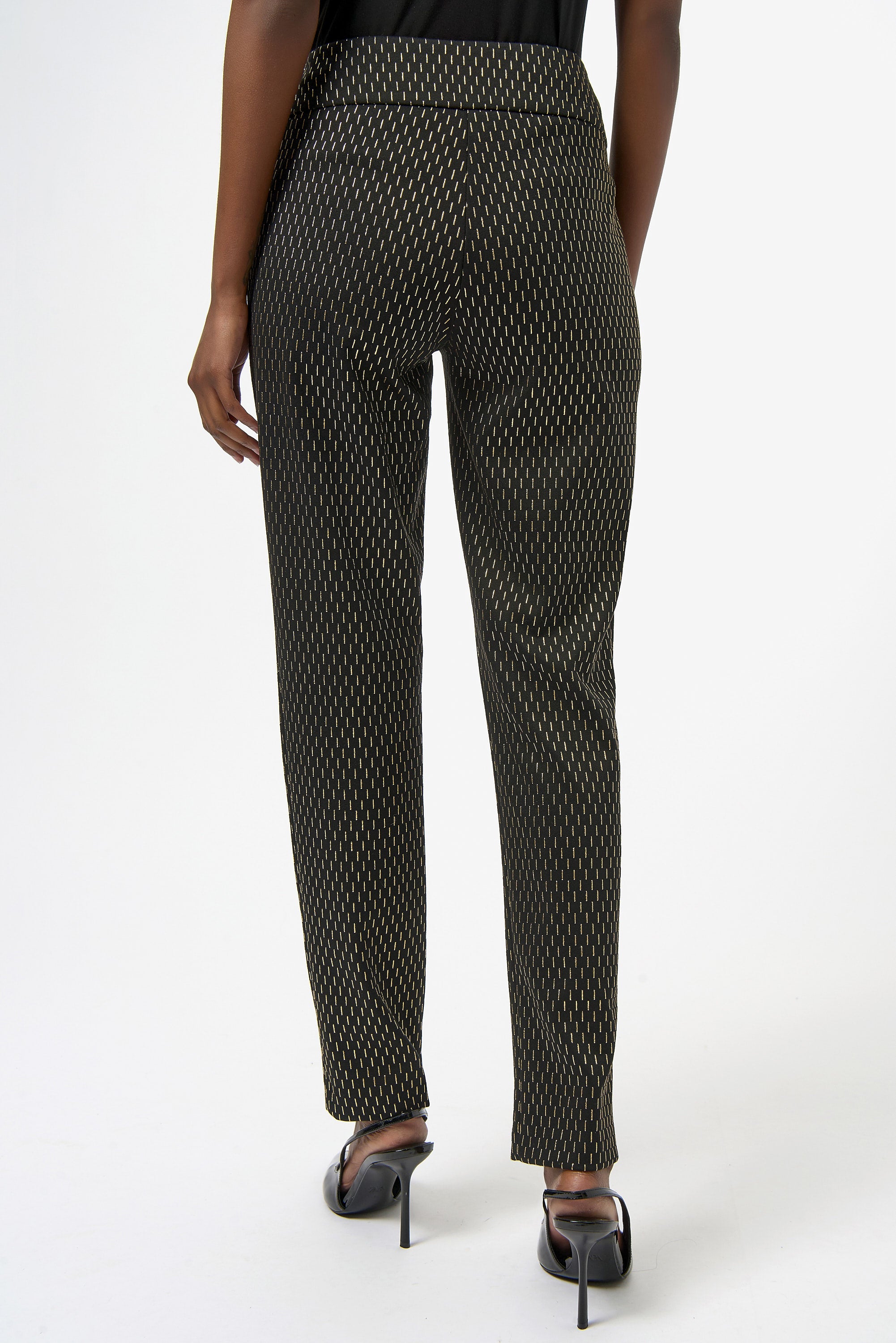 Pantalón de punto grueso ajustado con efecto metalizado negro y dorado 254143