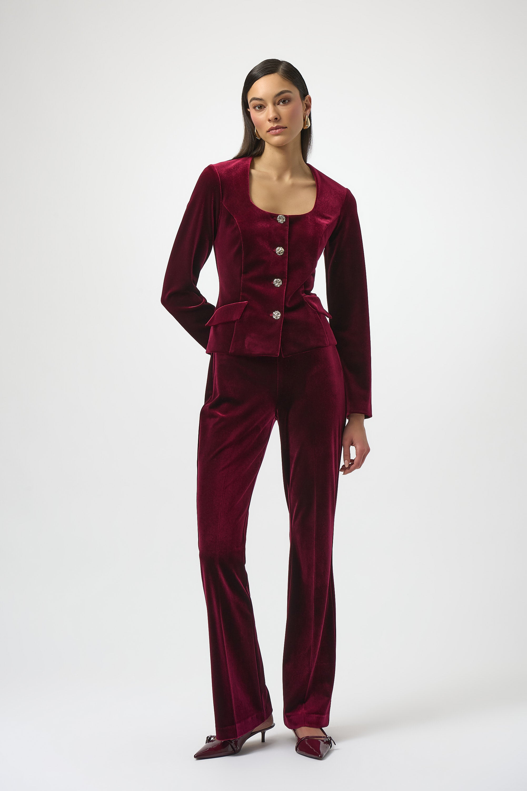 Blazer ajustado de terciopelo con cuello cuadrado rojo burdeos 254197
