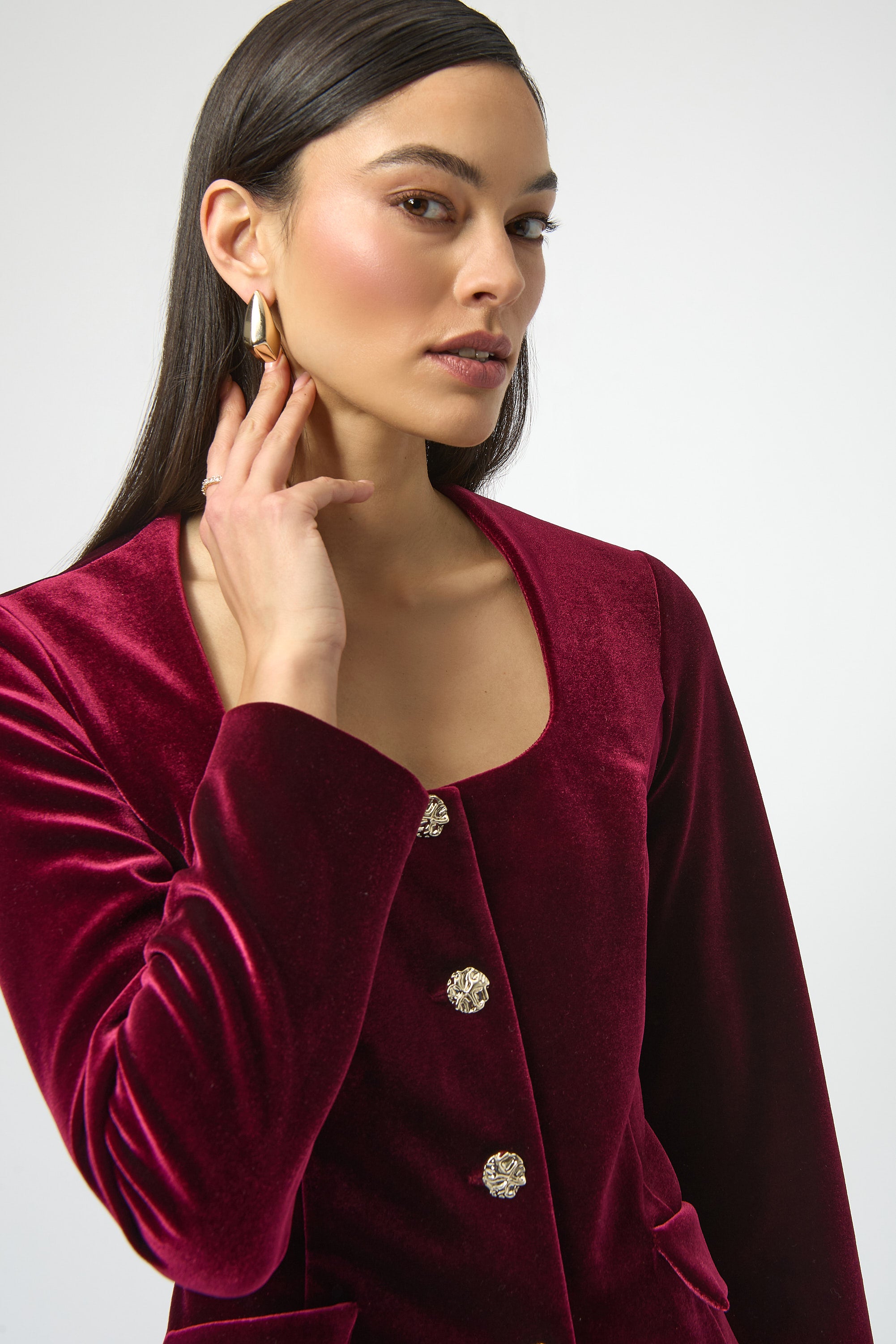 Blazer ajustado de terciopelo con cuello cuadrado rojo burdeos 254197