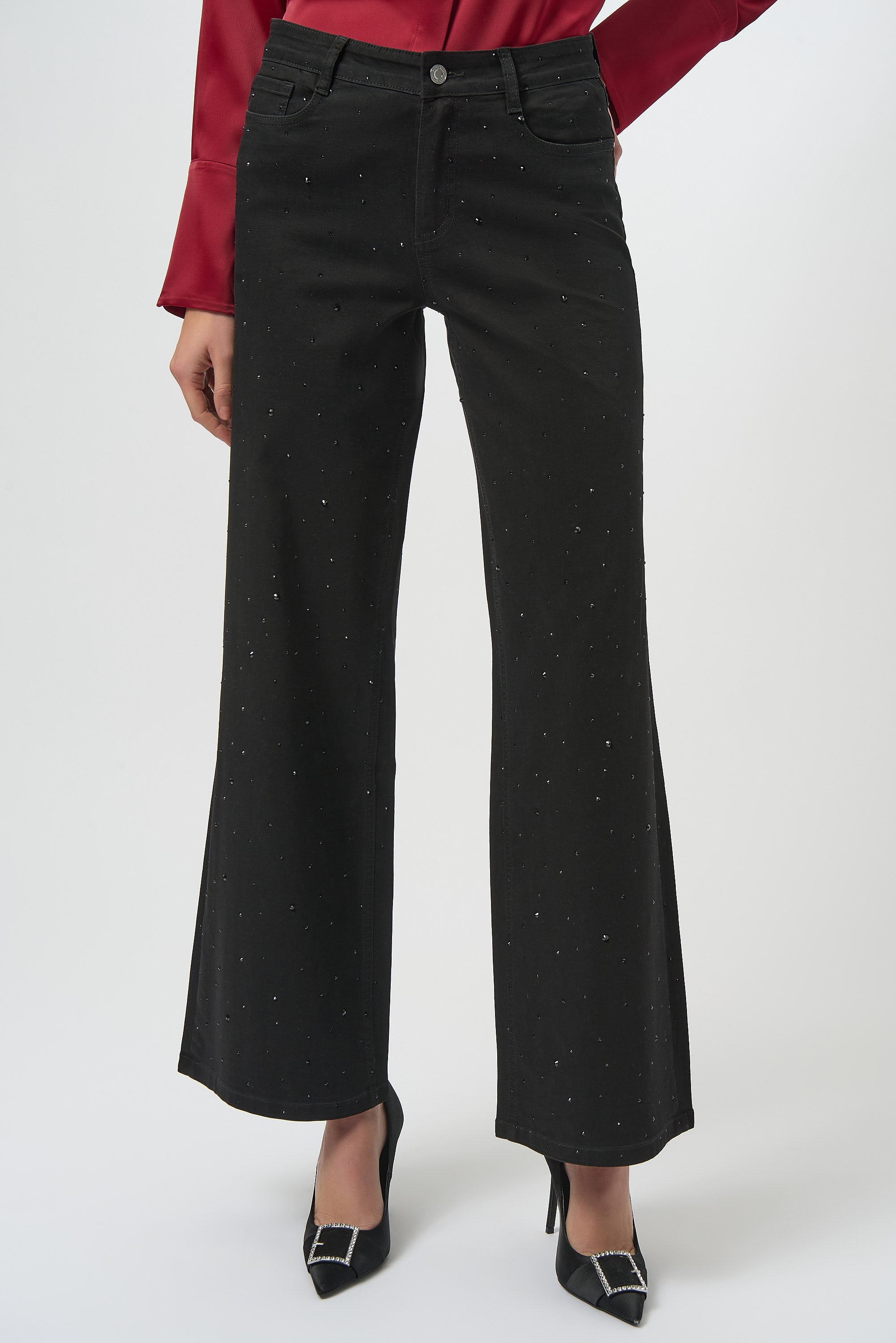 Jeans clásicos de pierna ancha con pedrería negro 254962