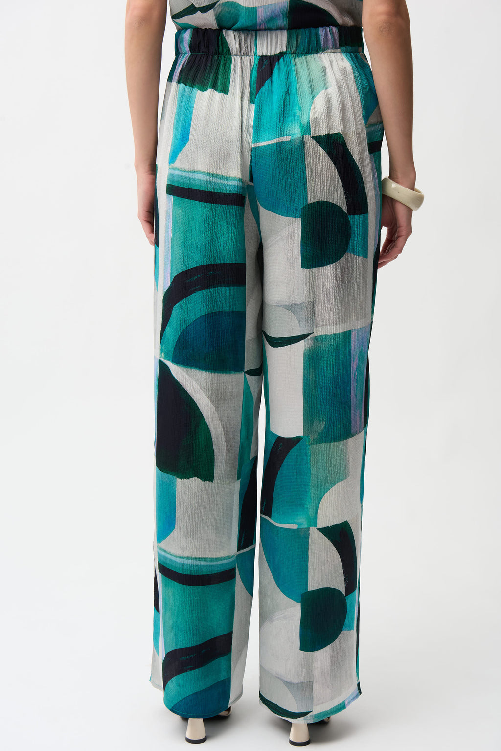 Pantalón de pierna ancha con estampado geométrico verde 261042
