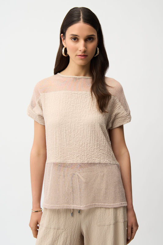 Blusa texturizada con malla con cuello barco beige 261247
