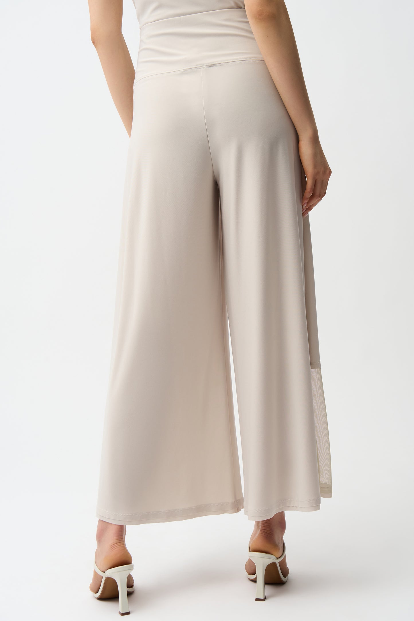Pantalón de pierna ancha sin cierres malla beige piedra de luna 261277