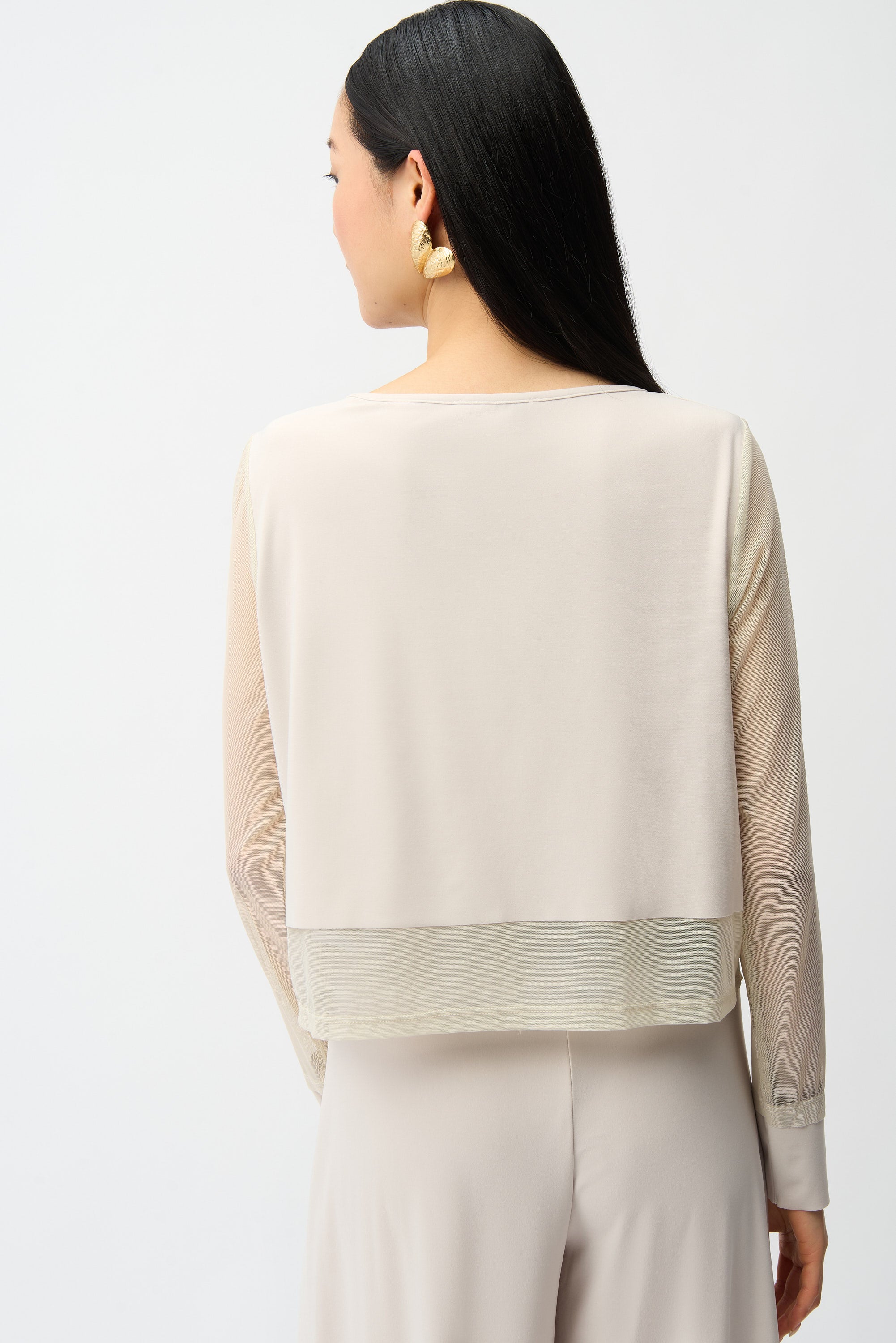 Blusa con cuello redondo y mangas de malla beige piedra de luna 261278