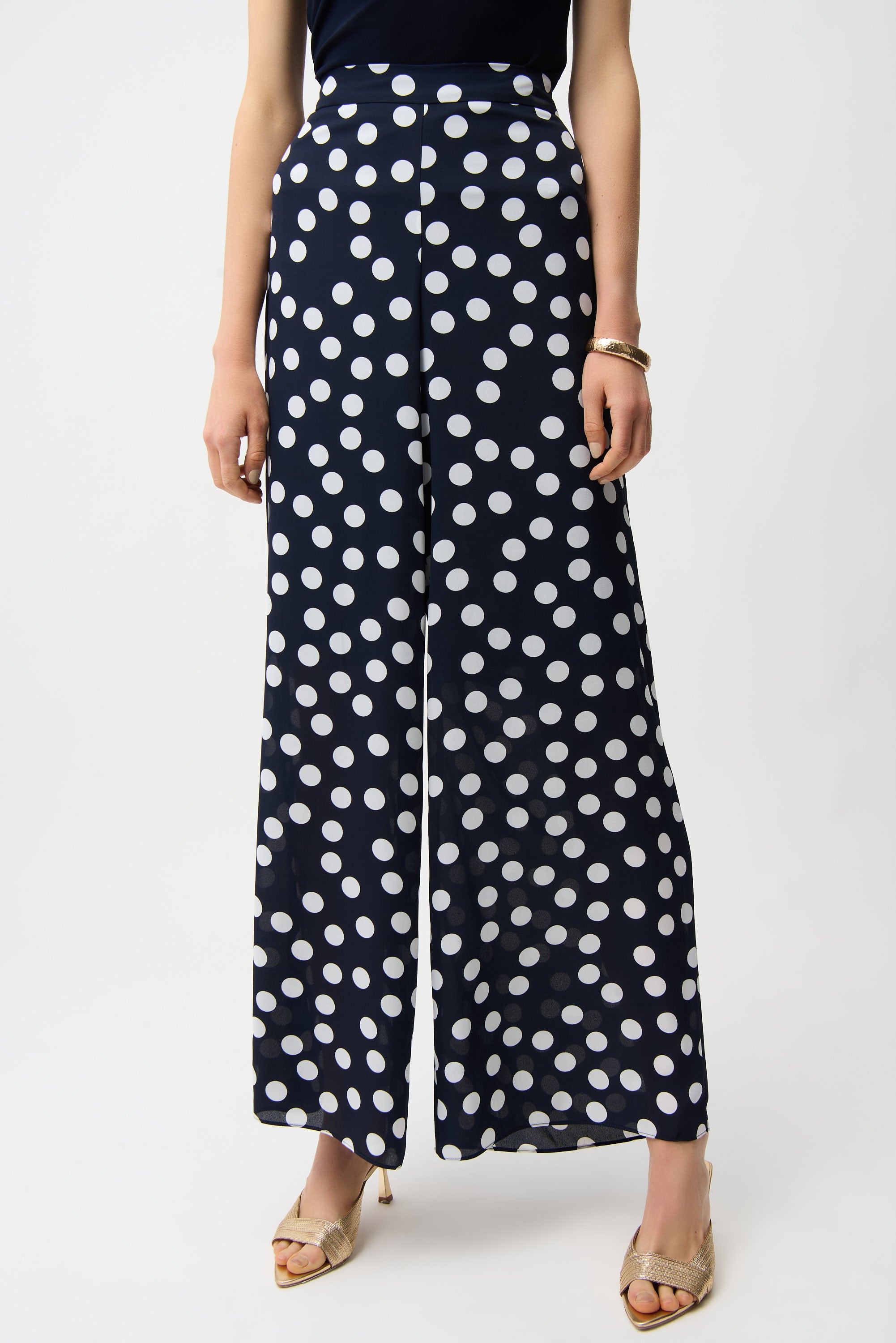 Pantalón de pierna ancha con estampado de puntos de marino 261305