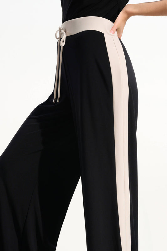 Pantalón sin cierres de pierna ancha en punto sedoso con bloques de color negro y beige 261612
