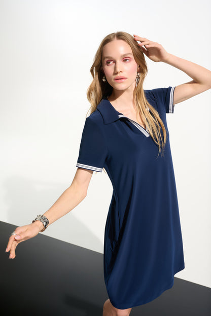 Vestido con cuello polo y corte trapecio azul Indigo 261614