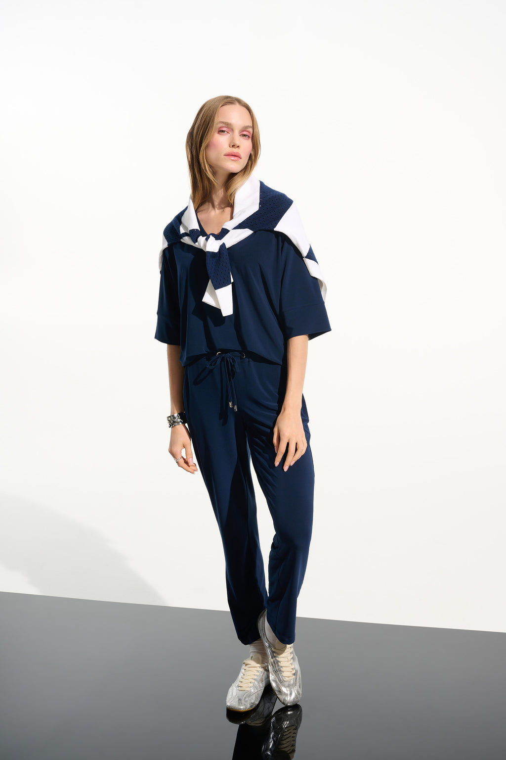 Blusa boxy con escote en V Indigo 261641