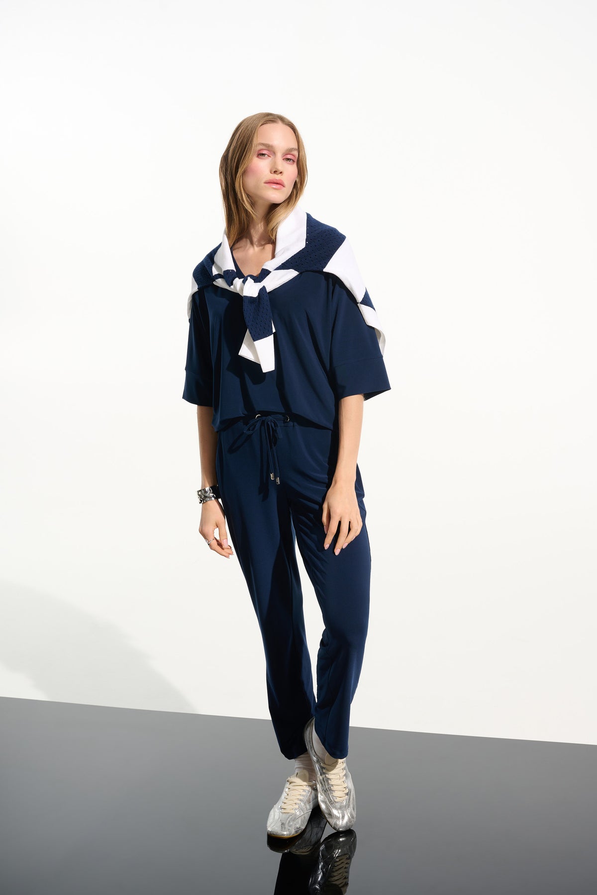 Blusa boxy con escote en V Indigo 261641