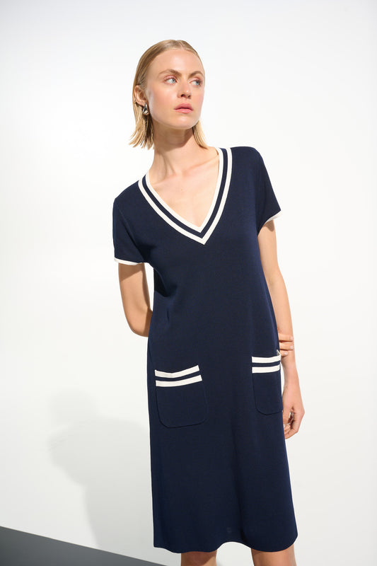 Vestido de línea a con ribete de canalé azul añil y vainilla 261648