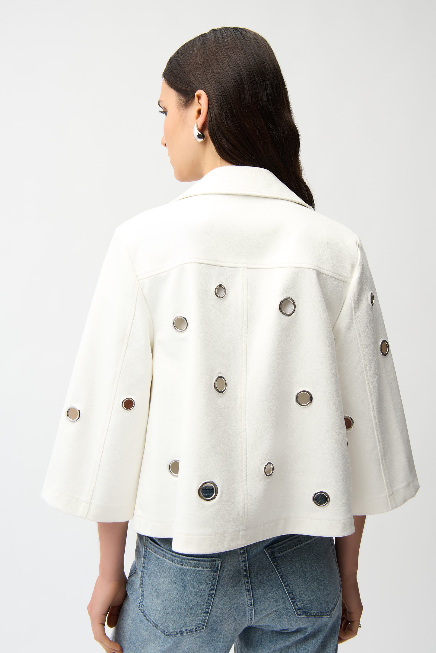 Chaqueta swing de ante sintético laminado con ojales vainilla 261905