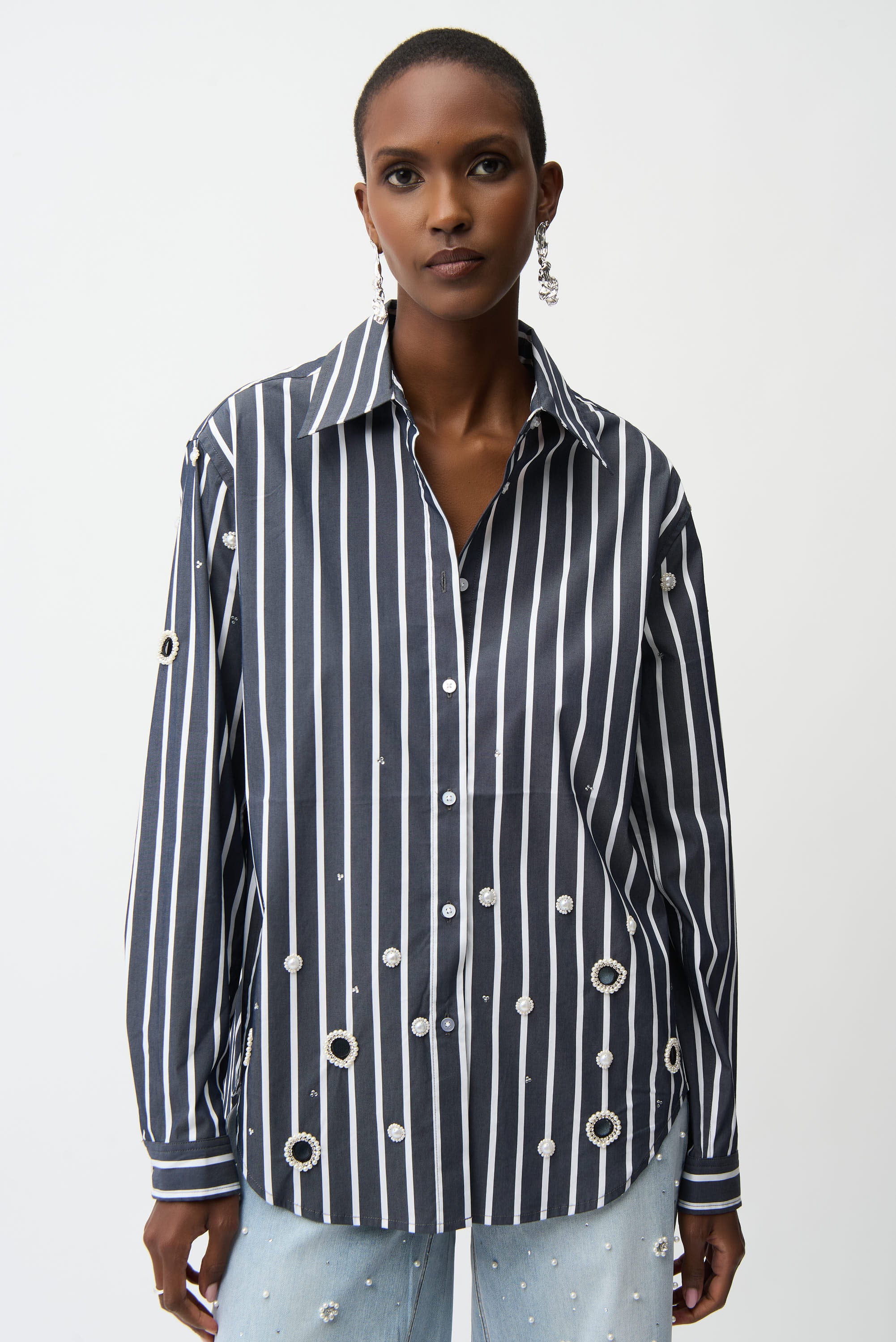 Blusa boxy de algodón elástico de rayas y pedrería azul Medianoche y Vainilla 261966