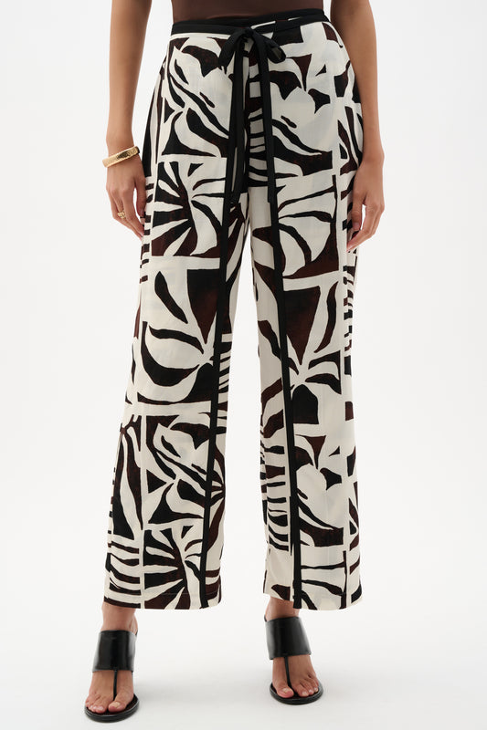 Pantalón de pierna ancha de gasa con estampado tropical beige 262056