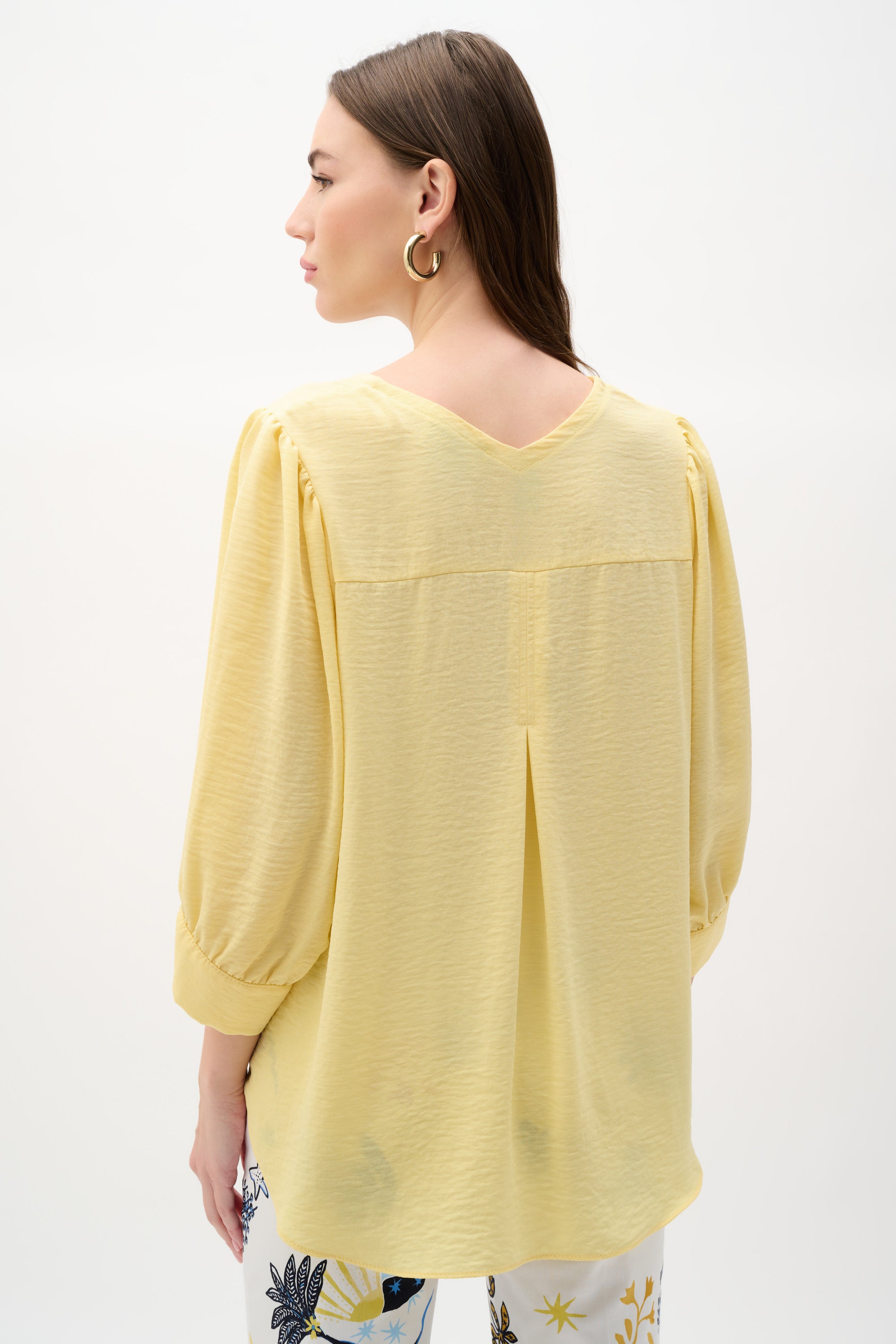Blusa de corte trapecio de gasa con mangas abullonadas amarillo suave 262090