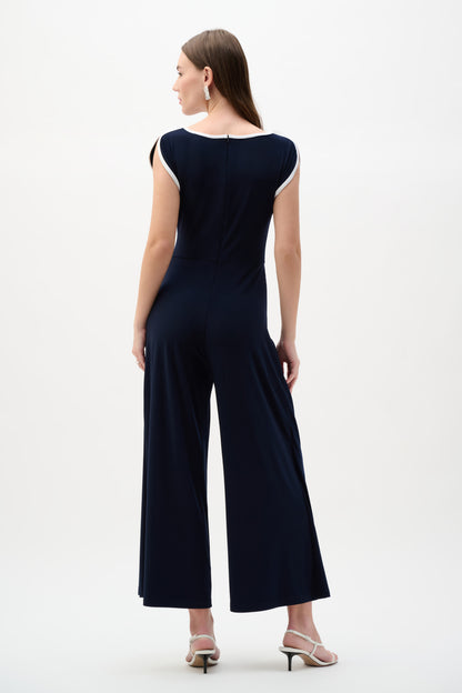 Jumpsuit tipo culotte de punto sedoso con corpiño drapeado marino y blanco 262092