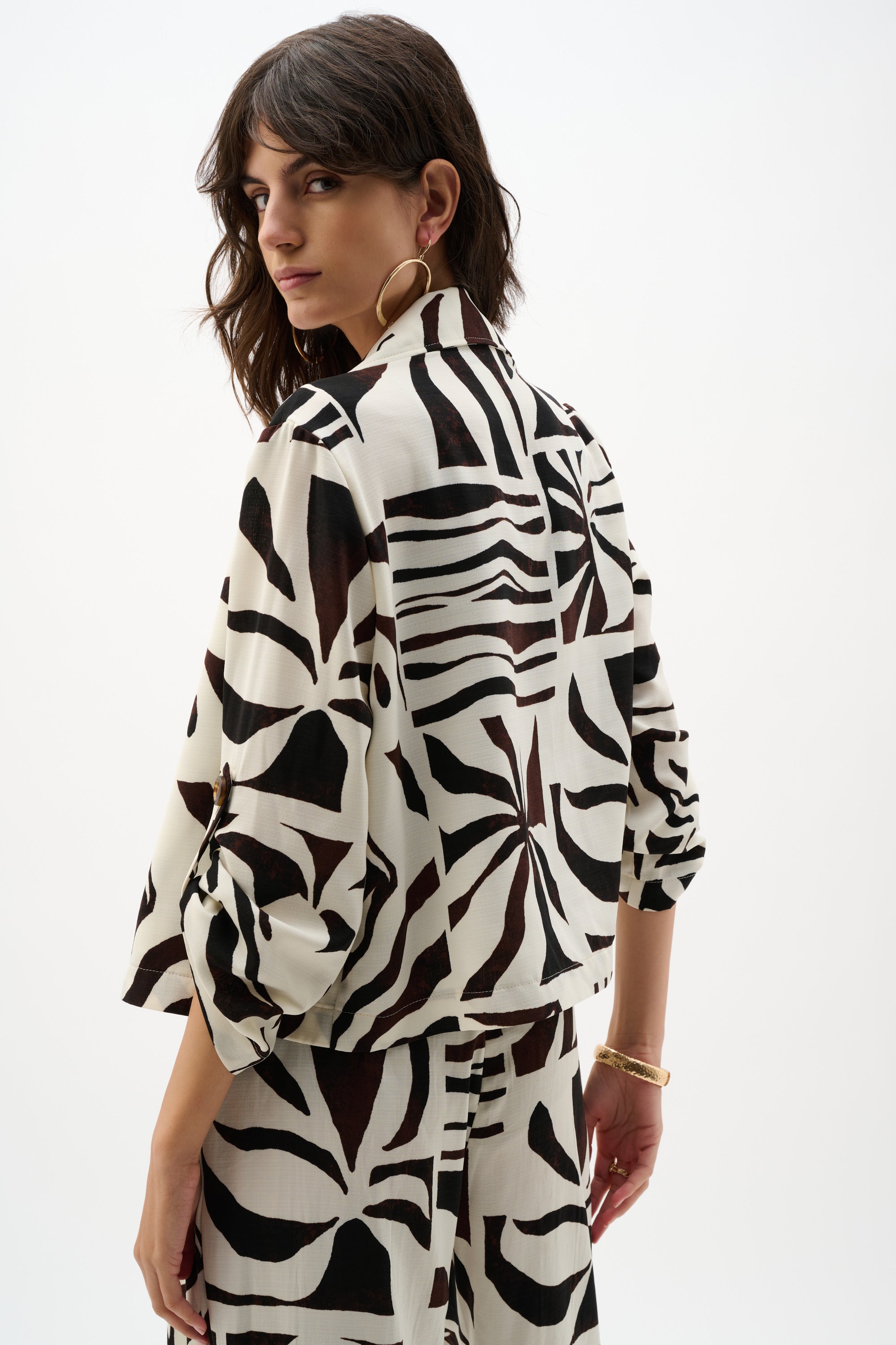Blazer boxy con estampado tropical beige 262193