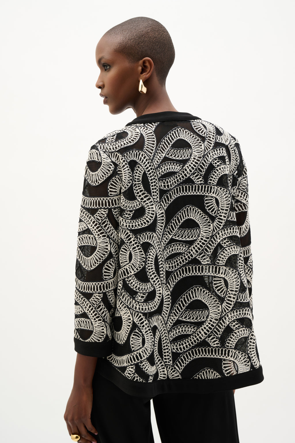Chaqueta estampado abstracto y malla negro y vainilla 262207
