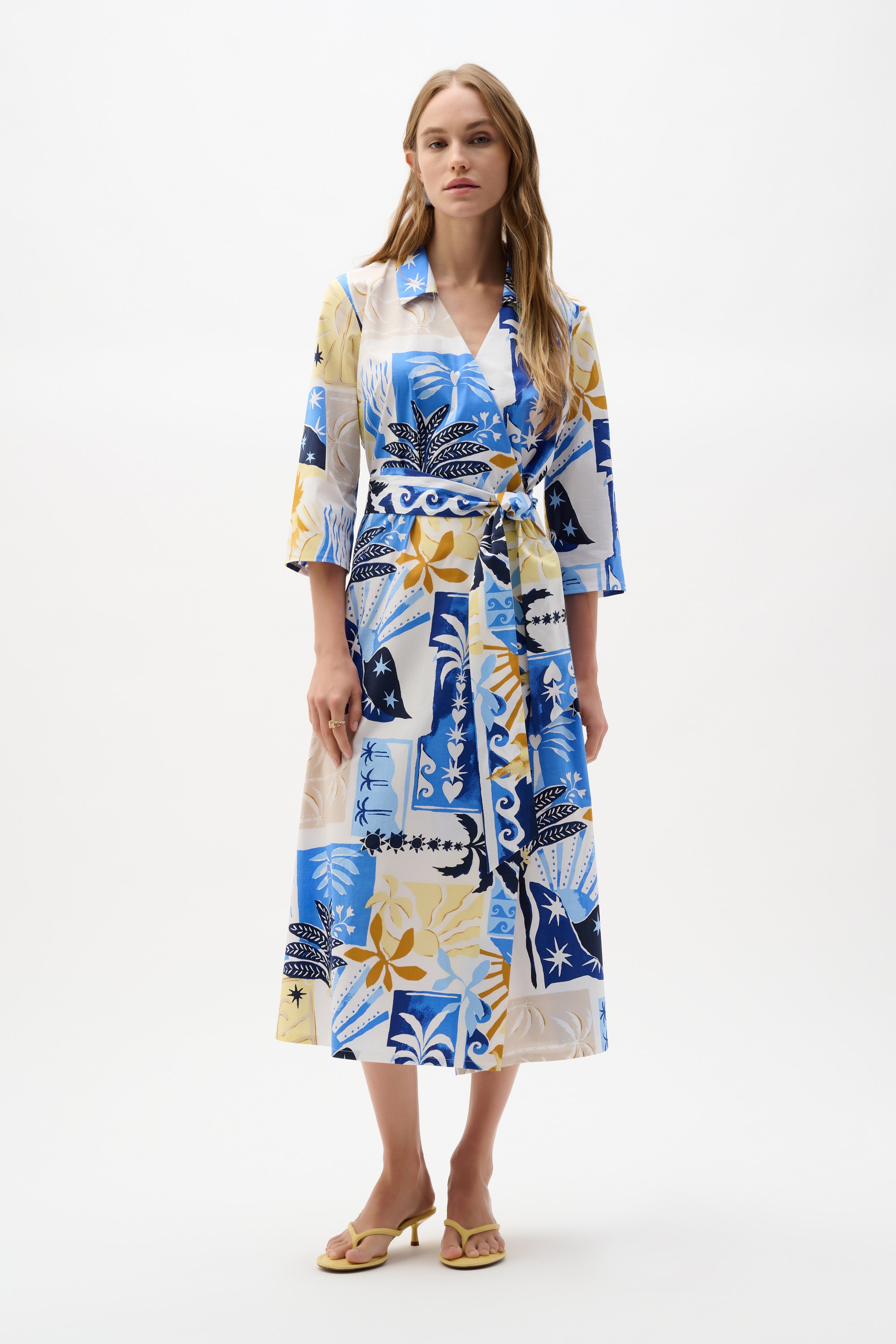 Vestido cruzado de algodón elástico y corte en A con estampado tropical azul 262225