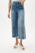 Jeans crop de pierna ancha de Repreve® con bordado azul claro 262915