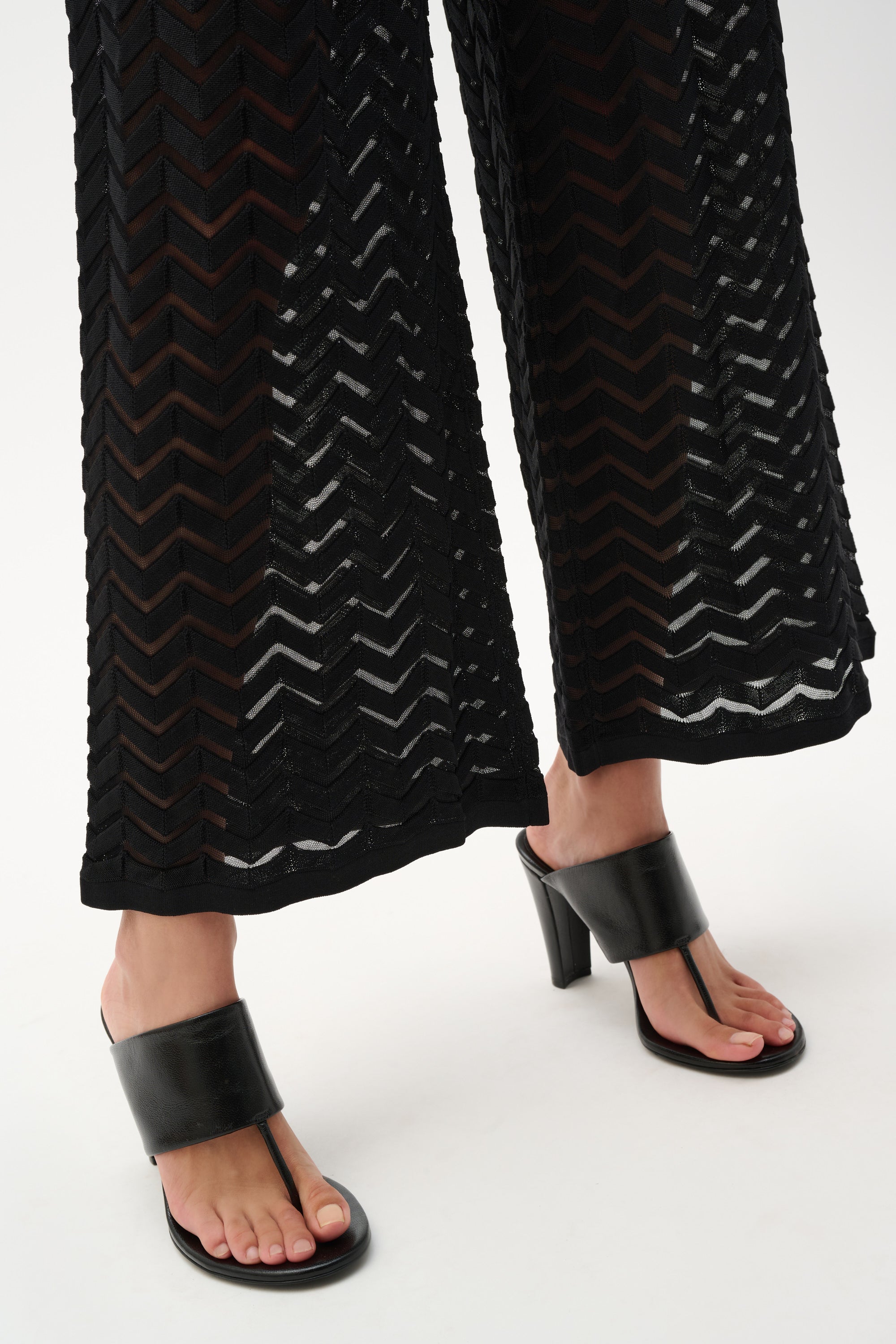 Pantalón culotte con diseño de puntada chevrón negro 262933