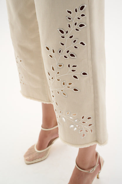 Jeans crop de pierna ancha de Repreve® con bordado greige 262935