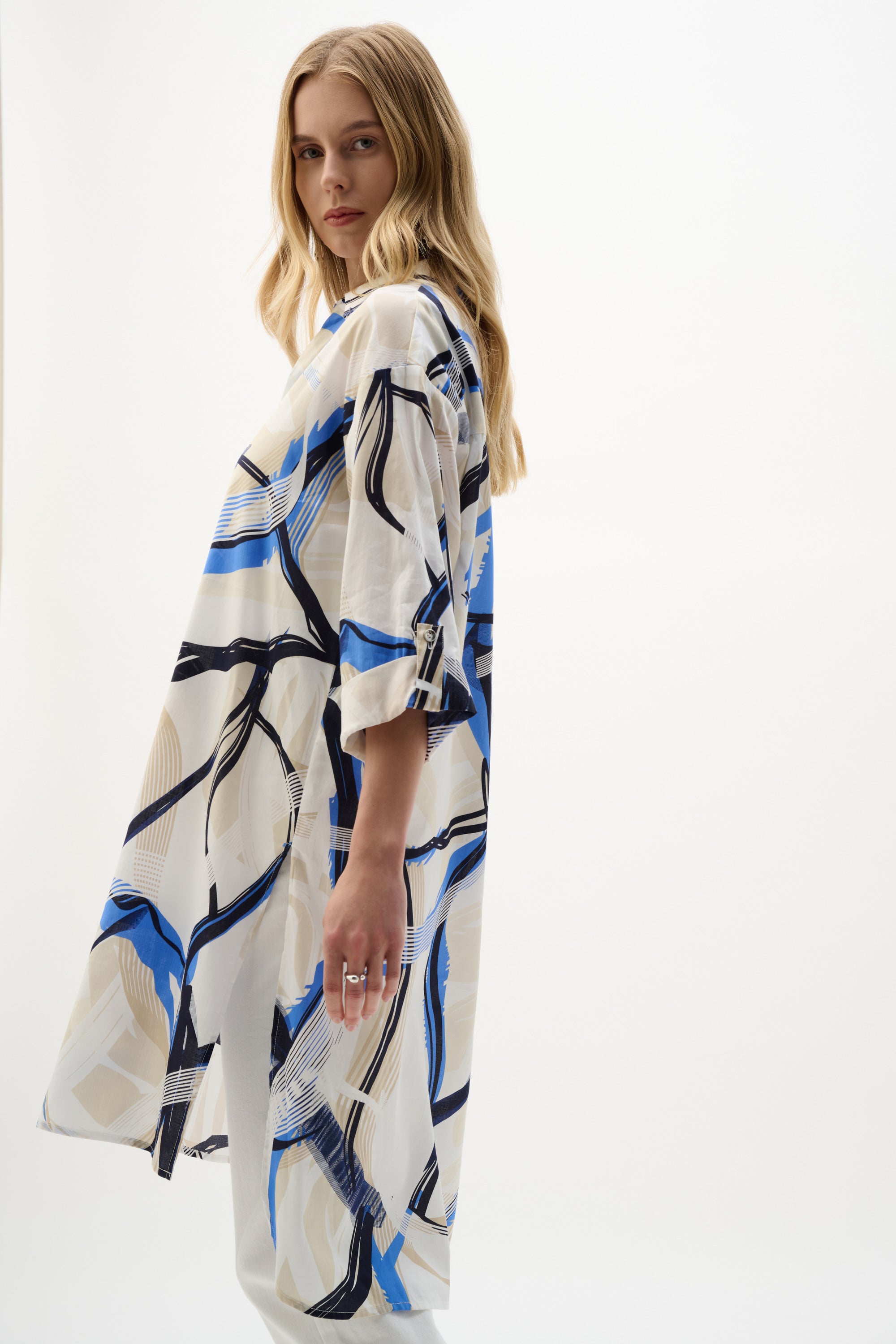Blusa recta de algodón con estampado abstracto vainilla 262950