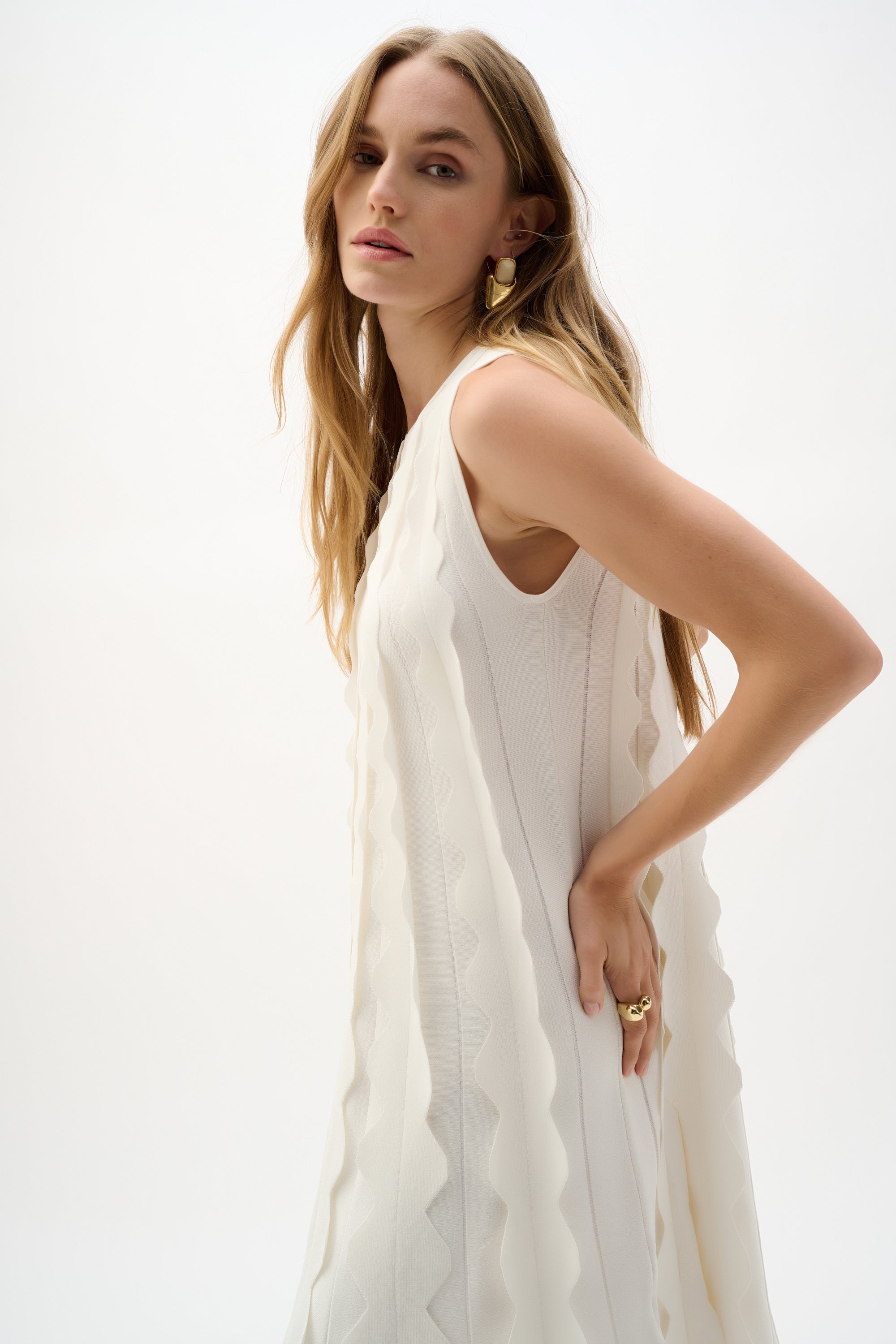 Vestido de corte en A sin mangas de punto vainilla 262961
