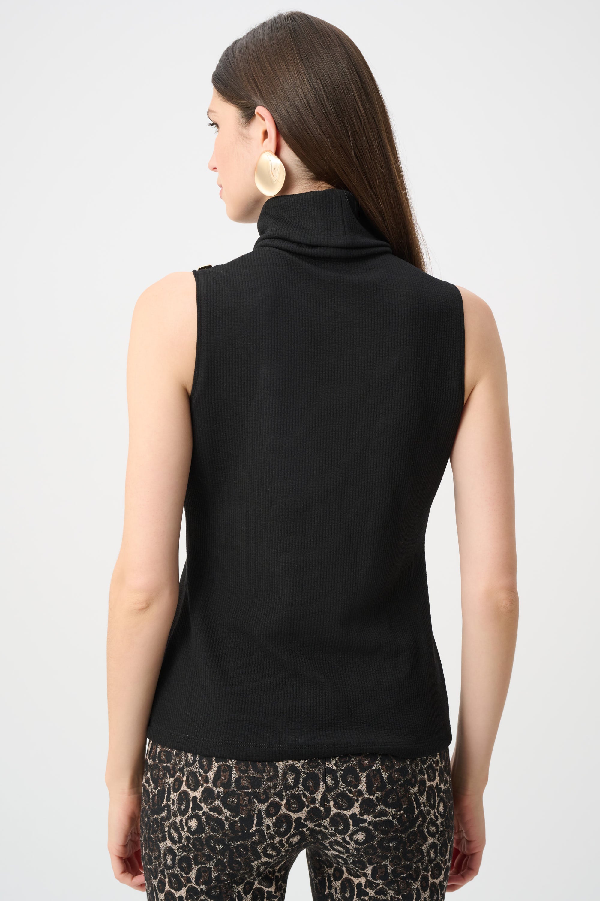 Jersey ajustado con cuello cisne negro  263101