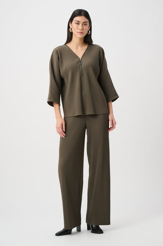 Blusa acanalada con cremallera verde aguacate 263123