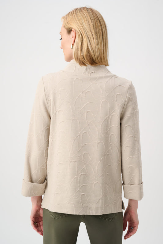 Blusa de punto con cuello chimenea y corte trapecio beige plata 263126