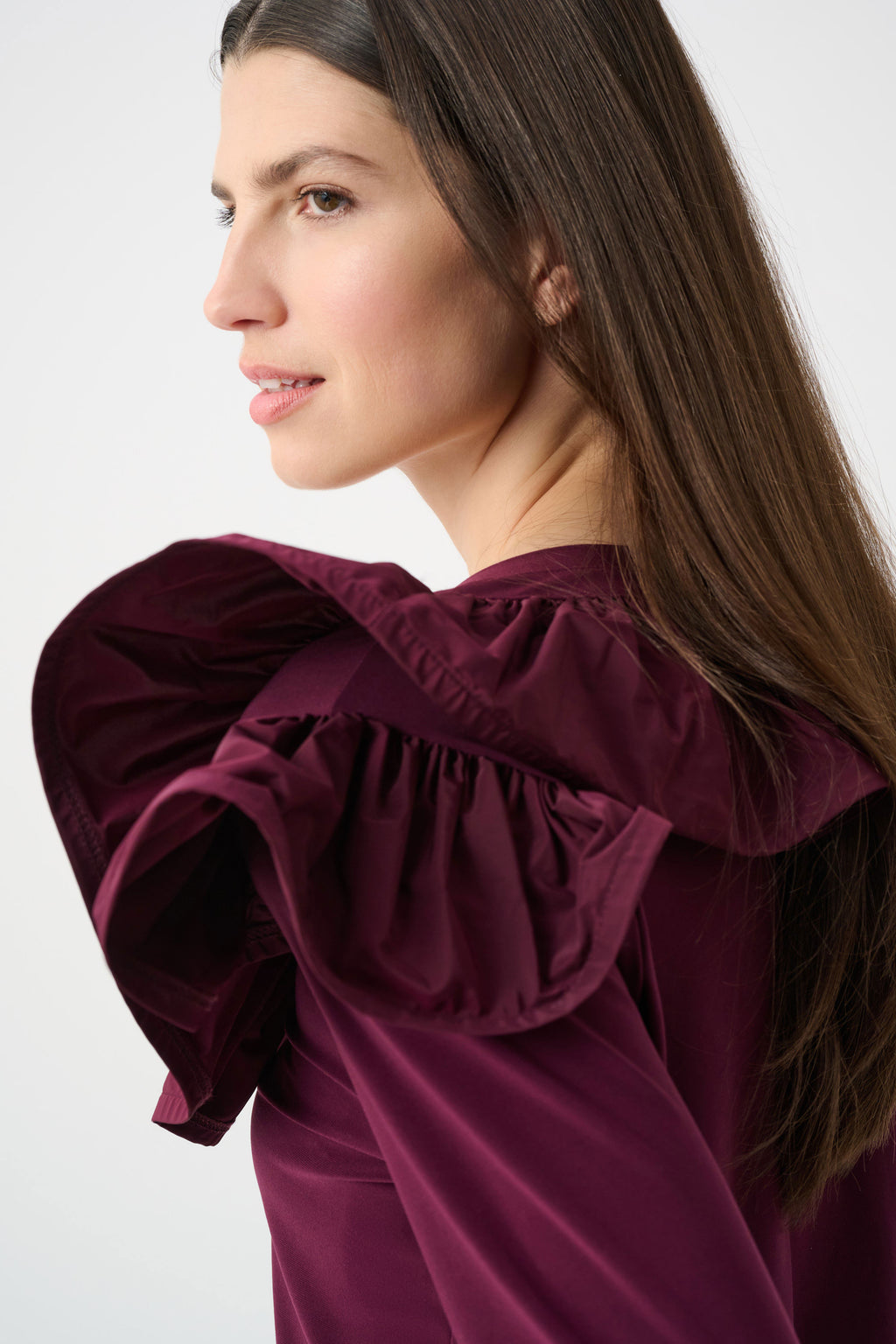 Top ajustado con volantes rojo baya 263167