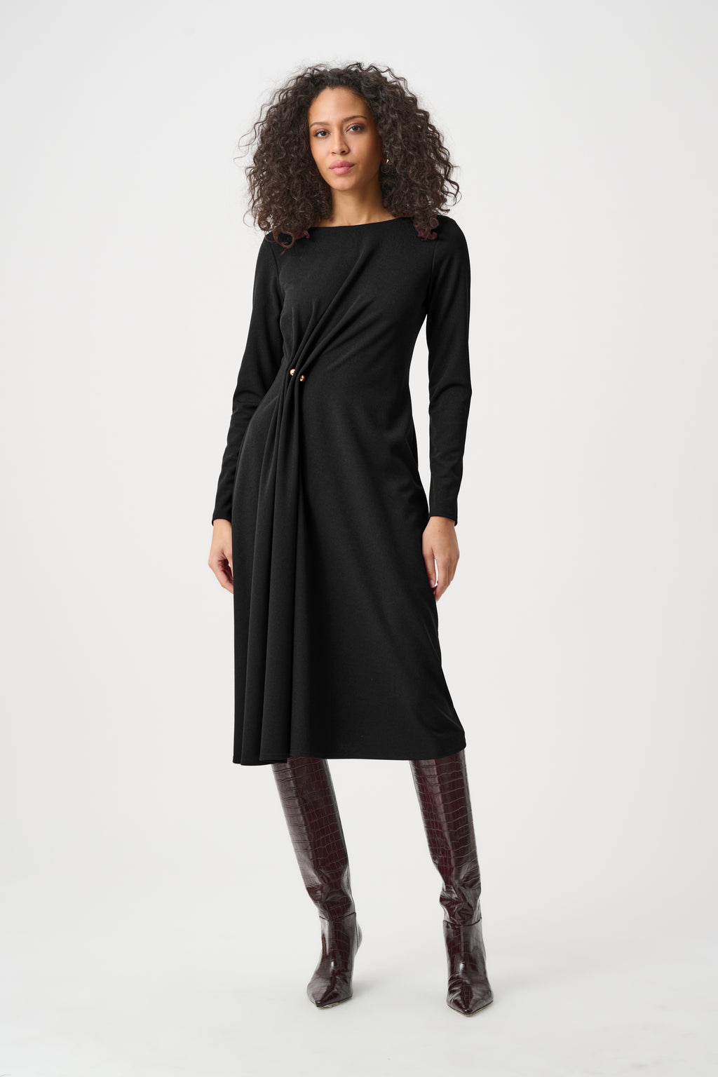 Vestido de tubo con drapeado delantero negro 263178