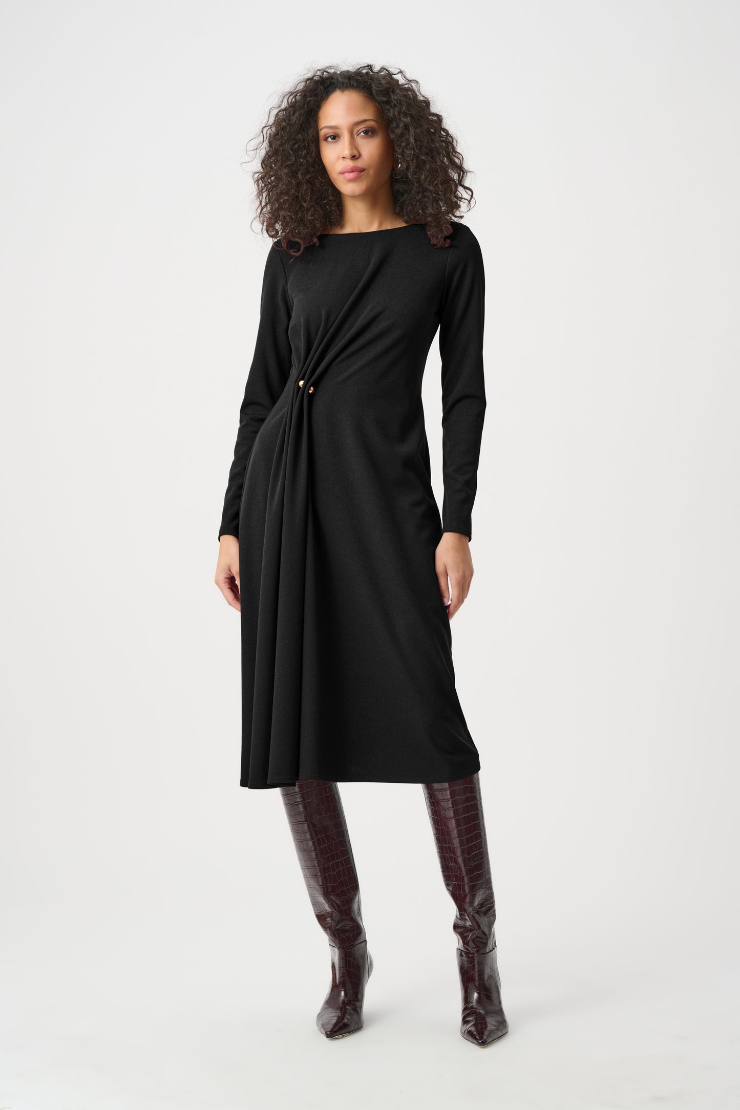 Vestido de tubo con drapeado delantero negro 263178