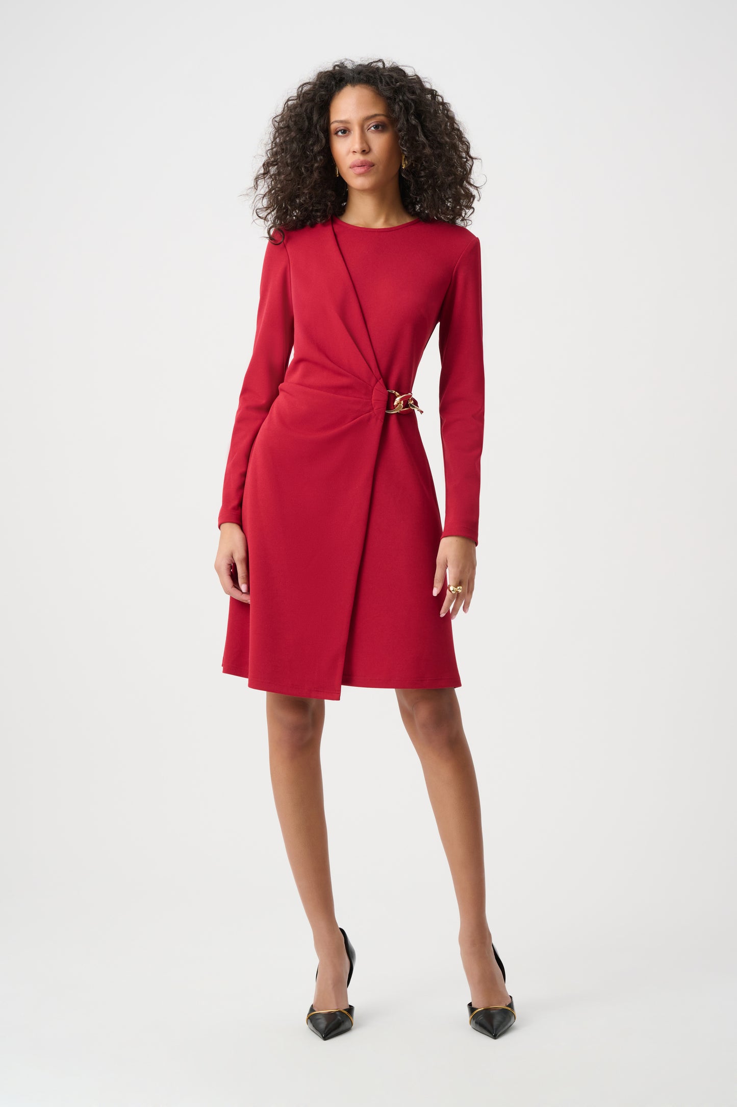 Vestido cruzado de línea A de crepé cereza 263196