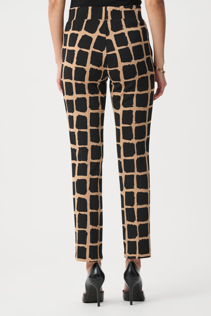 Pantalón sin cierres con estampado de cuadros camel y negro 263226