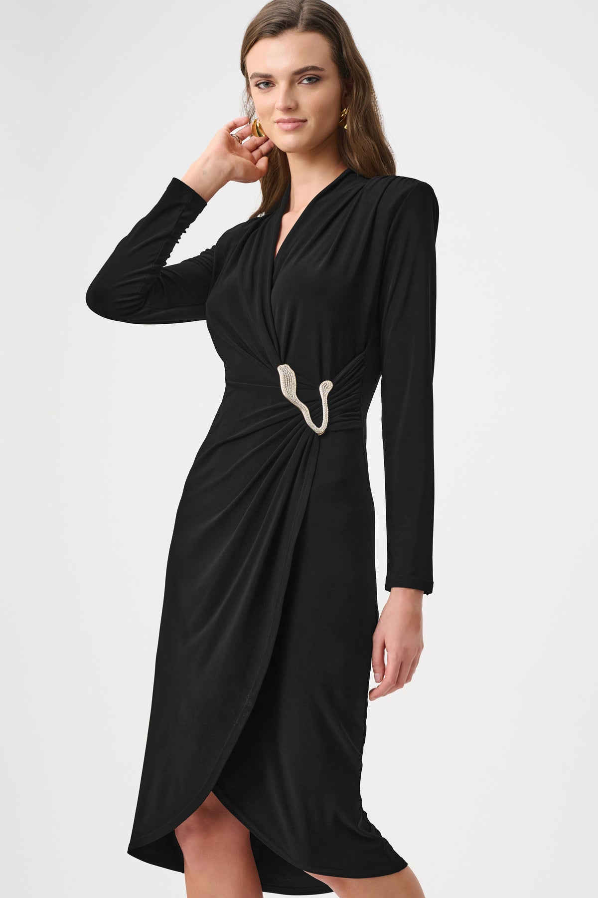 Vestido cruzado de tubo negro 263709
