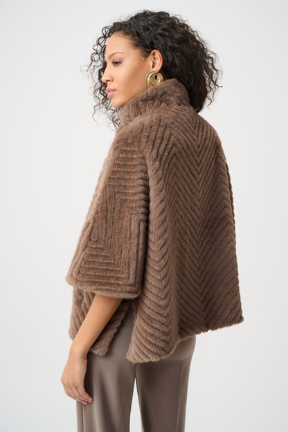 Chaqueta estilo capa con diseño de espiguilla café mink 263917