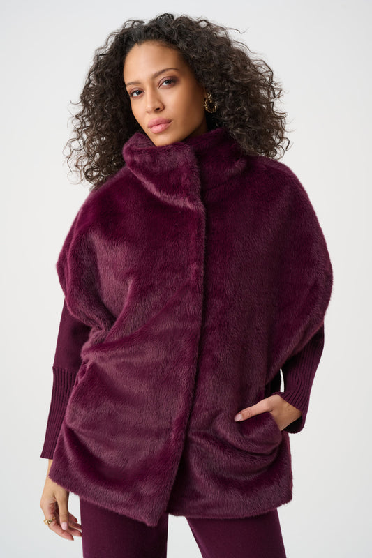 Chaleco boxy con cuello chimenea rojo berry 263918