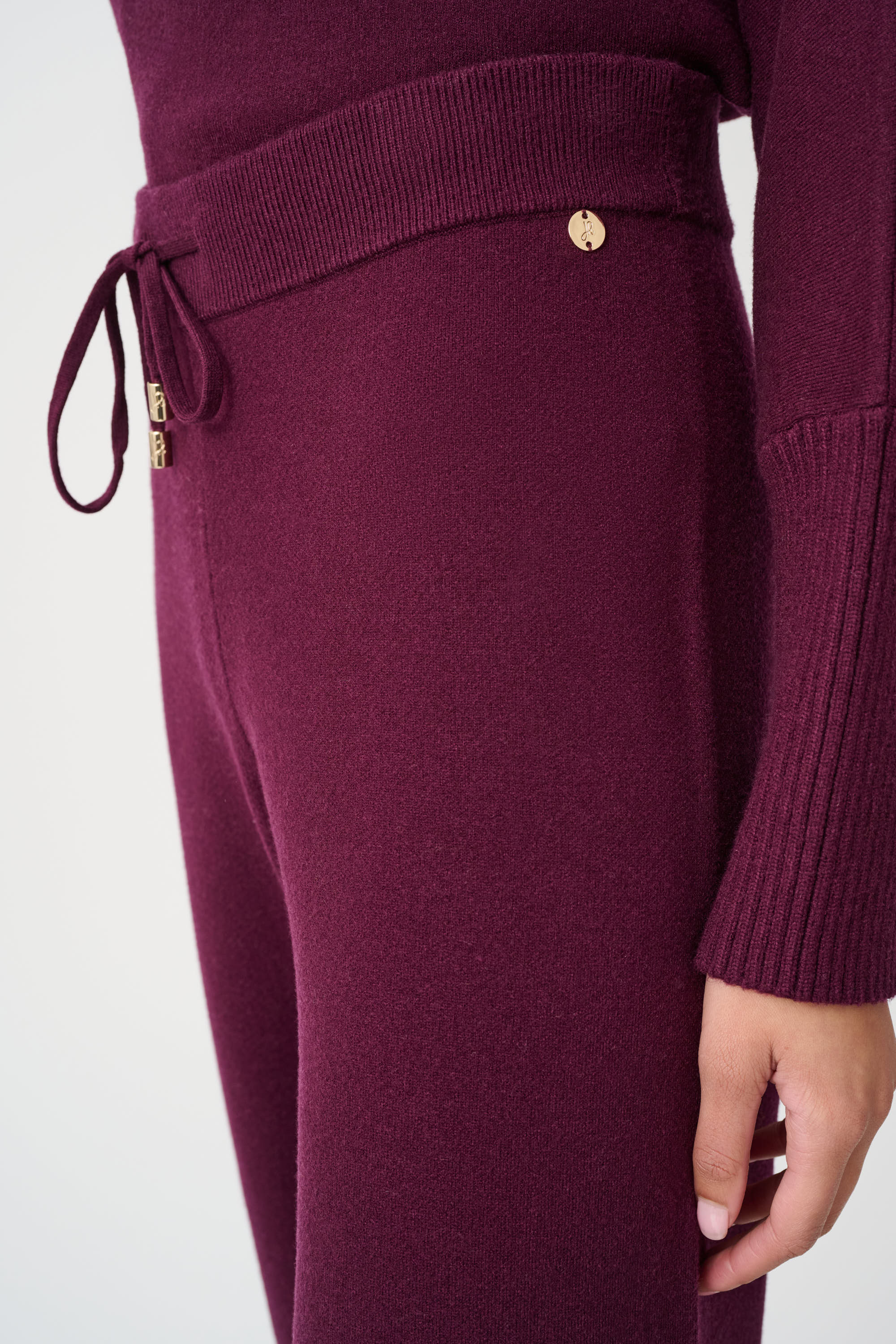 Pantalón de punto sin cierres rojo berry 263934